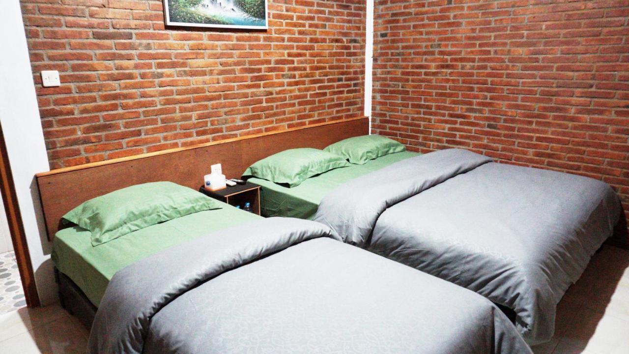Berkah Homestay Магеланг Экстерьер фото